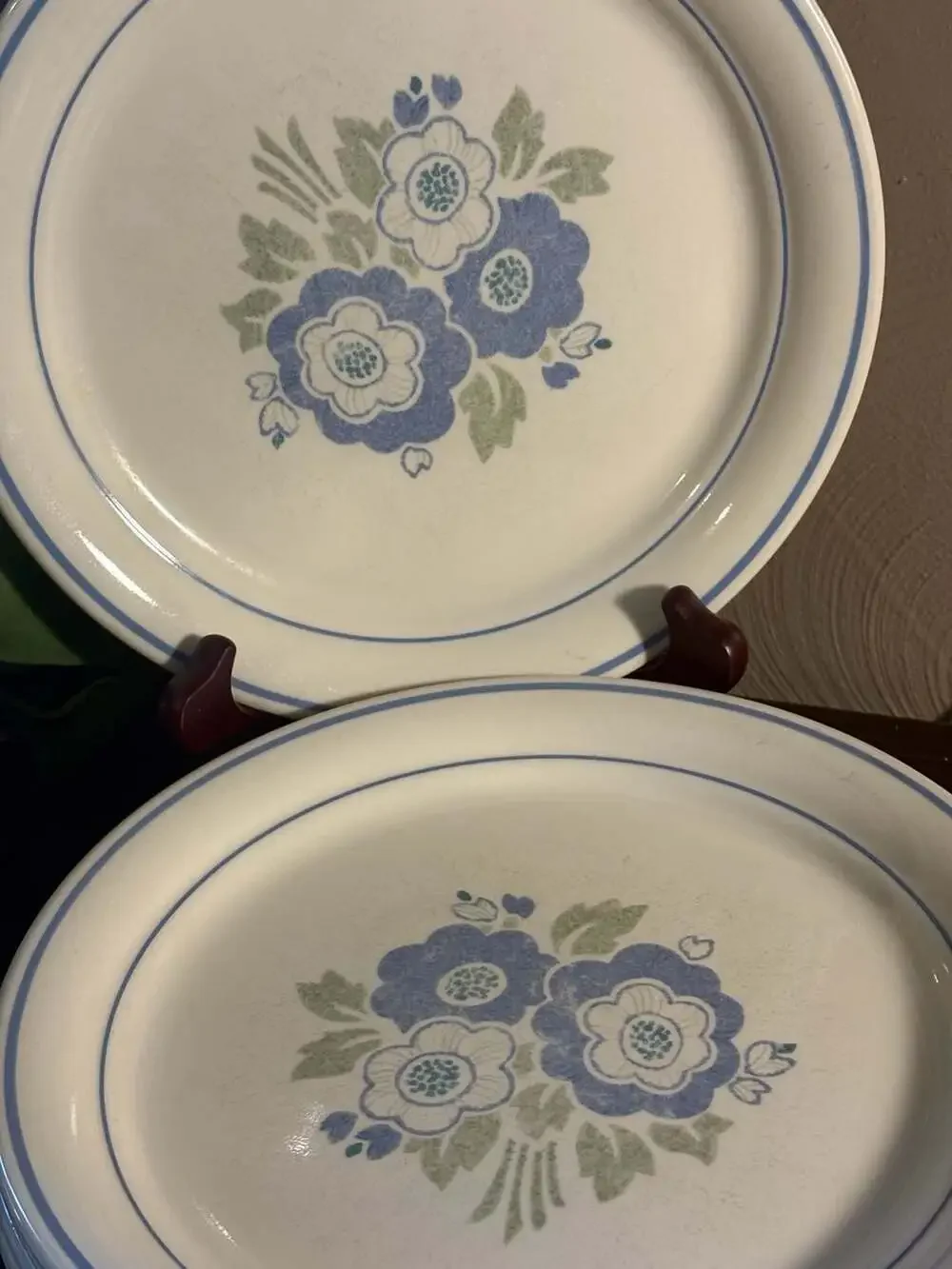Vintage Corning Corner Stone Belle Grove 8.5 Inch Luncheon Plates - Set of 6